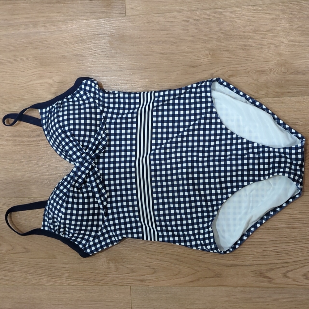 Draper James + Land's End One Piece sz 8